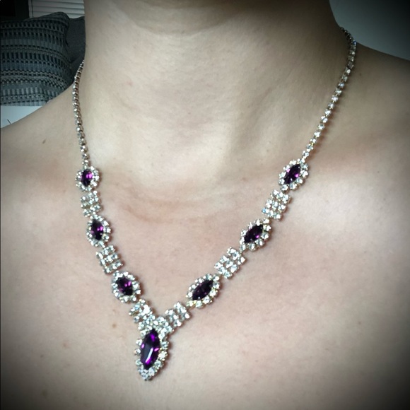 Stunning necklace and earrings set - Picture 3 of 7